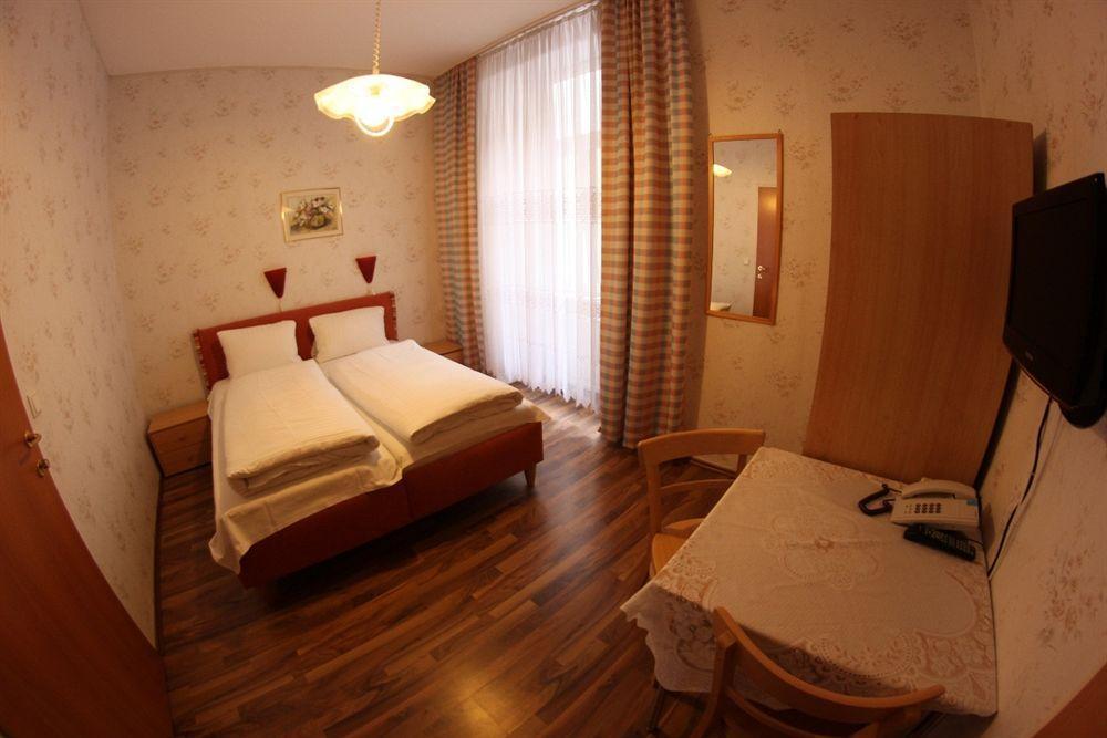 Arpi Frühstückspension 3*